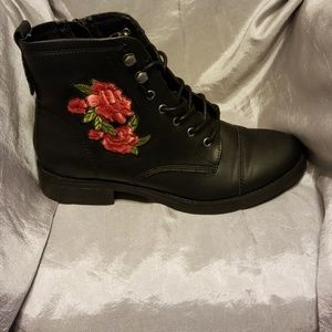 Madden Girl Rose Boots